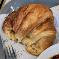 Croissant ordinaire at Maison Landemaine - Oberkampf in Paris