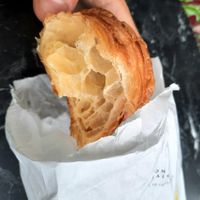 Croissant at Maison Landemaine - Beaumarchais in Paris