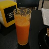 Fresh juice at Vegana By Tentúgal in Porto