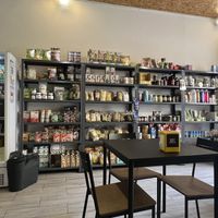 Mini market  at Vegana By Tentúgal in Porto