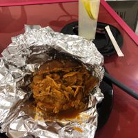 Bifana 💚 at Vegana By Tentúgal in Porto