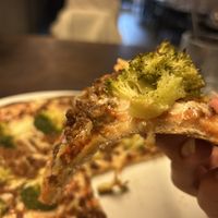 Vegan Margherita w/ broccoli & vegan gehakt 19,25€
Ketchup 0,25€
  at Novecento in Haarlem