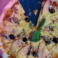 Neapolitana  at OM NOM NOM in Lviv