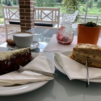 Chocolate-avocado-banana cake & Caramell-pear cake / EUR 4,50 each (Aug 2020) at Café-Bistro Daheim in Bad Schandau