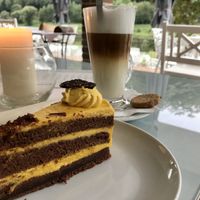 Chocolate-Orange-Cake and Latte Macchiato at Café-Bistro Daheim in Bad Schandau