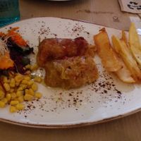 Rollitos de col fermentada rellenos de arroz integral y seitan at La Casa Viva in Tavernes De La Valldigna