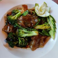 Pad see ew with fried tofu at Taste of Thai Restaurant in North Conway
