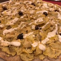 Pizza with artichokes at Madre Terra in Rome