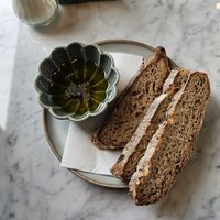 Bread and olive oil at The Green in Nuremberg