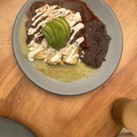 Enchiladas divorciadas de verduras  at Suwa Restaurante Vegano in Queretaro