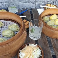 Vegan dumplings, salad, springrolls, and delicious lemonade at Wei&Wei in Aachen