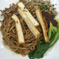 Minced Meat Golden Noodle Dry at Rice House 谷王栈( 粥大王) in Central Singapore