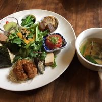Lunch platter with a variety of fruits and veggies at Cafe Loop in Kawasaki