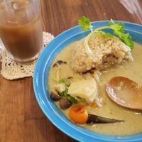 green curry and coffee with non-dairy milk at Cafe Loop in Kawasaki