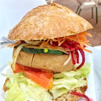 Hamburguesa de seitán at Pitas Pitas in Plasencia