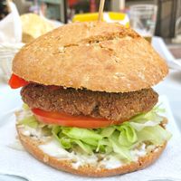 Hamburguesa de lentejas at Pitas Pitas in Plasencia