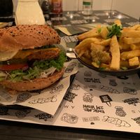 Chicken sandwich & truffle fries at Vegan Junk Food Bar - 2D in Amsterdam