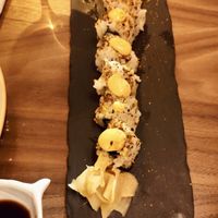 Uramaki de manzana verde at Lluvia in Alicante