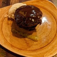 "Sacher" cake at Lluvia in Alicante