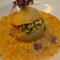 Cebolla a la sal at Lluvia in Alicante