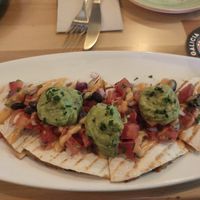 Quesadilla vegana at Lluvia in Alicante