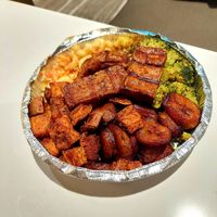 Delicious vegan Carribean food  #Veganuary at Ninth Square Market Caribbean Style in New Haven