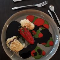 Hauptgericht: pikante Paprikaschote mit Hirse und Pastinaken-Pürree at Farbenfroh in Essen