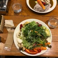 Salad and curry at Minami Aoyama Yasai Kichi in Yokohama