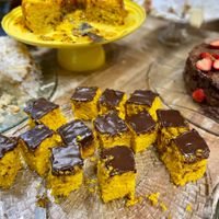 Bolo com cobertura de chocolate   at Espaço Nutrir - Corpo Mente Espirito in Florianopolis