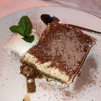 vegan tiramisu at Laegernstuebli in Boppelsen
