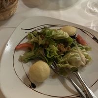 Feigensalat mit veganem Käse   at Laegernstuebli in Boppelsen