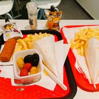  at Frituur Groeninghe in Kortrijk