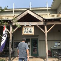 Entrance at 1912 Cafe in Freeport