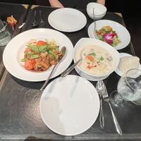 Drunken noodles, Tom kha, cashew tofu, coconut rice.   at Noi Thai in Honolulu