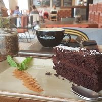 Tarta de chocolate vegana at Siete Semillas in Malaga