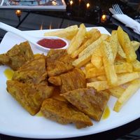 "Honey" mustard seitan wings at Fratello Vegan in Cuenca