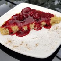 BlackBerry Cheezcake at Fratello Vegan in Cuenca