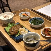 A Chinese set at Blossom Rena Vegan Cafe 貝多蕾納 in Taipei