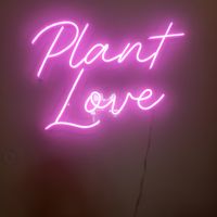 plant love sign at Nourish Cafe in San Francisco