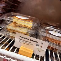 Pings Raw Desserts (SO GOOD) at Nourish Cafe in San Francisco