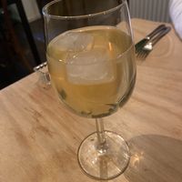 Kombucha with green tea & verbena by Leave your sword: very good and mild at Morris and Bella in Amsterdam