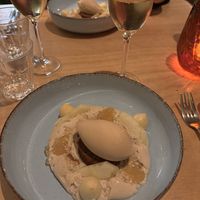 Magnolia mousse  at Morris and Bella in Amsterdam