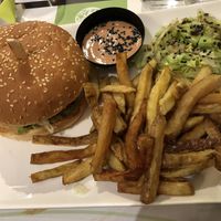 Burger  at Tahina in Tours
