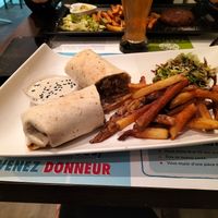 Falafel wrap at Tahina in Tours