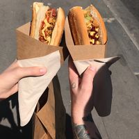 hot vogs at Hot Vog in Paris