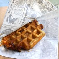 Waffle at Hot Vog in Paris