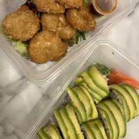 Vegan Fishcake and vegan Sushi  at Tong De Veggie 同德素食 in Kowloon
