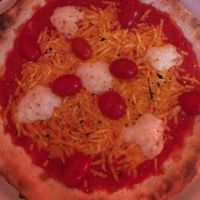 Classic pizza at Mastino V in Amsterdam