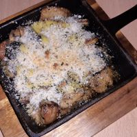 Garlic cheese mushrooms at Down the Hatch in Liverpool