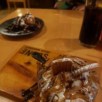 COOKIE DOUGHHHHH (biscoff) and brownie, both with ice cream at Down the Hatch in Liverpool